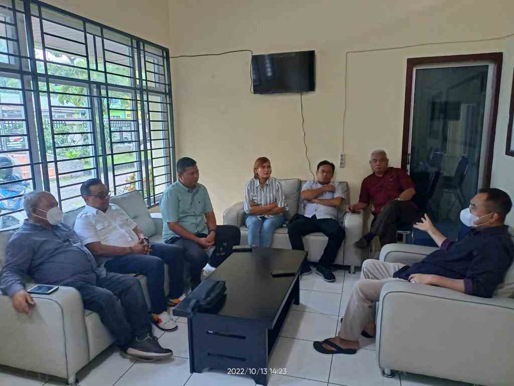Asisten Bidang Administrasi Umum Mewakili Bupati Hadiri Pelantikan Pengurus DPD KNPI Lampung